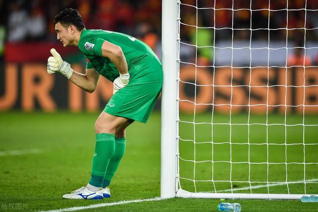 周琦18分首钢大胜浙江 齐麟30+11新疆力克四川